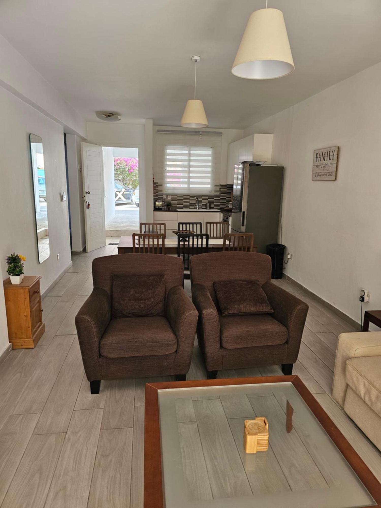 Zom Holiday Apartment Пафос Экстерьер фото