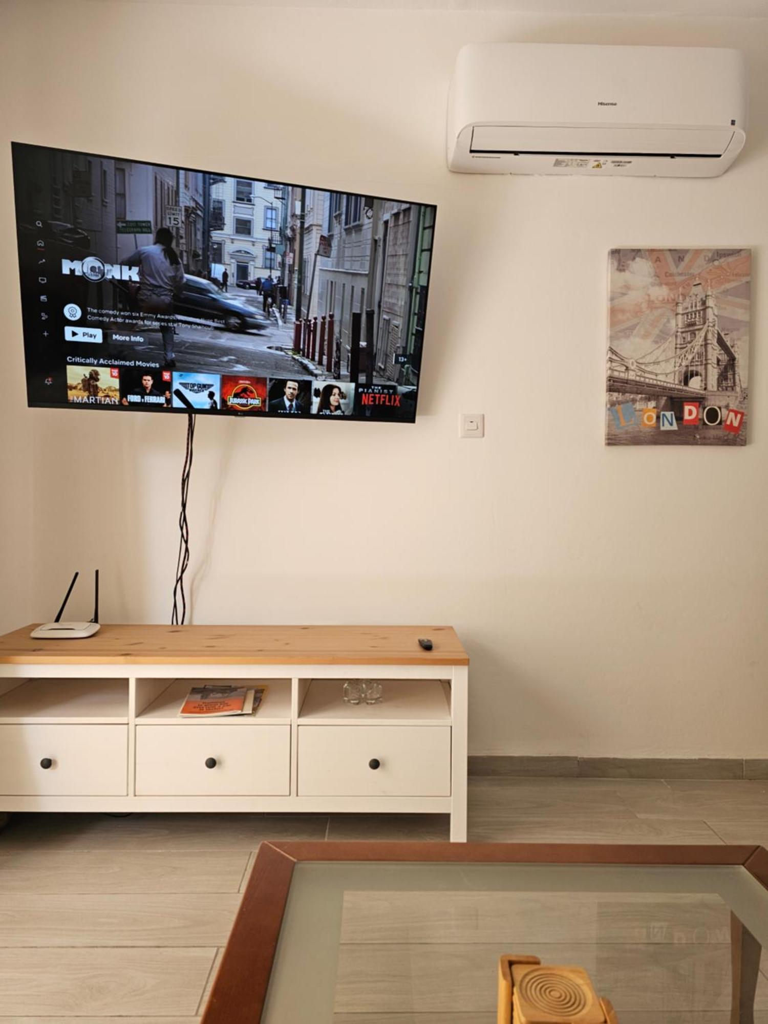 Zom Holiday Apartment Пафос Экстерьер фото