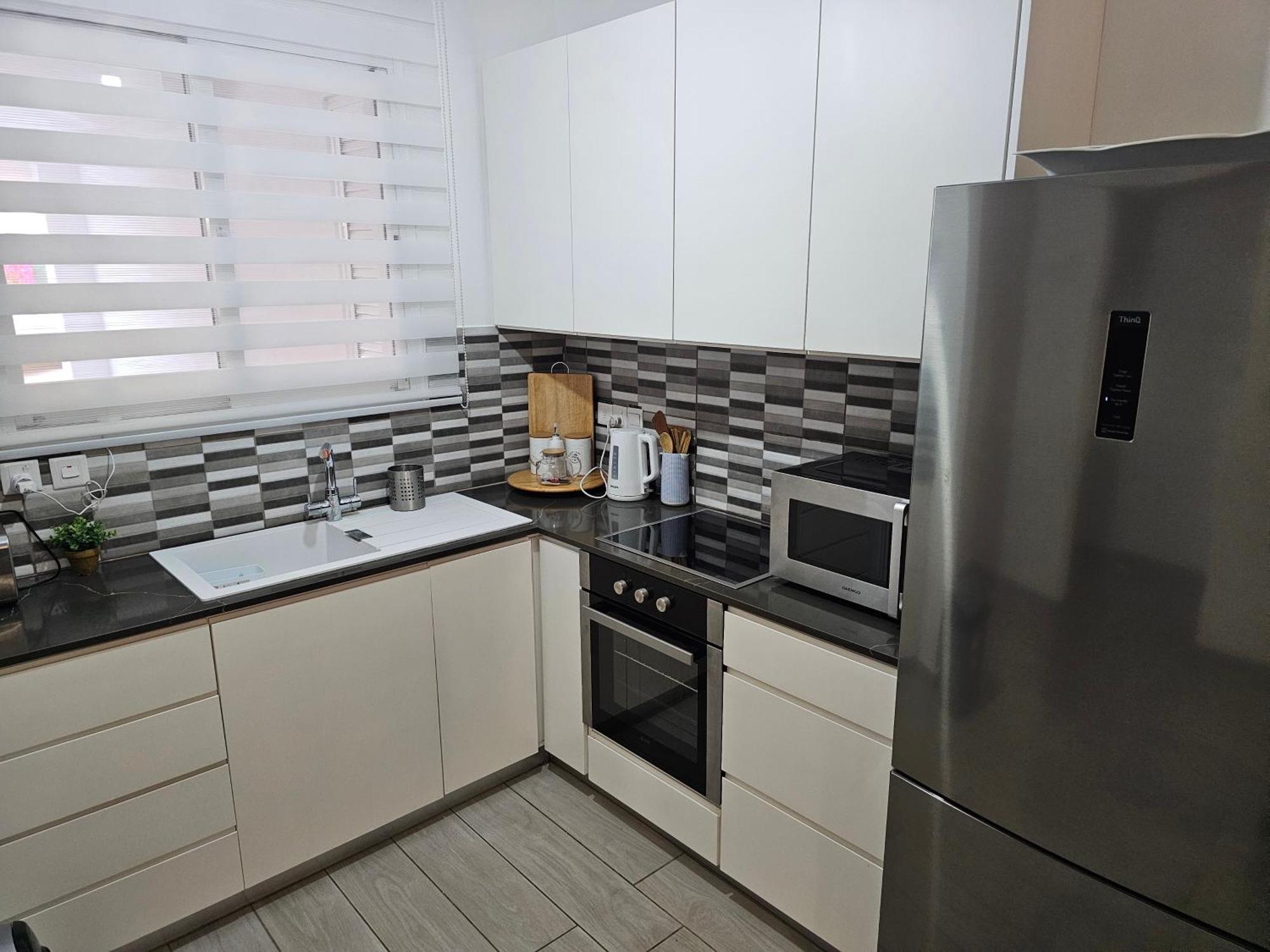 Zom Holiday Apartment Пафос Экстерьер фото